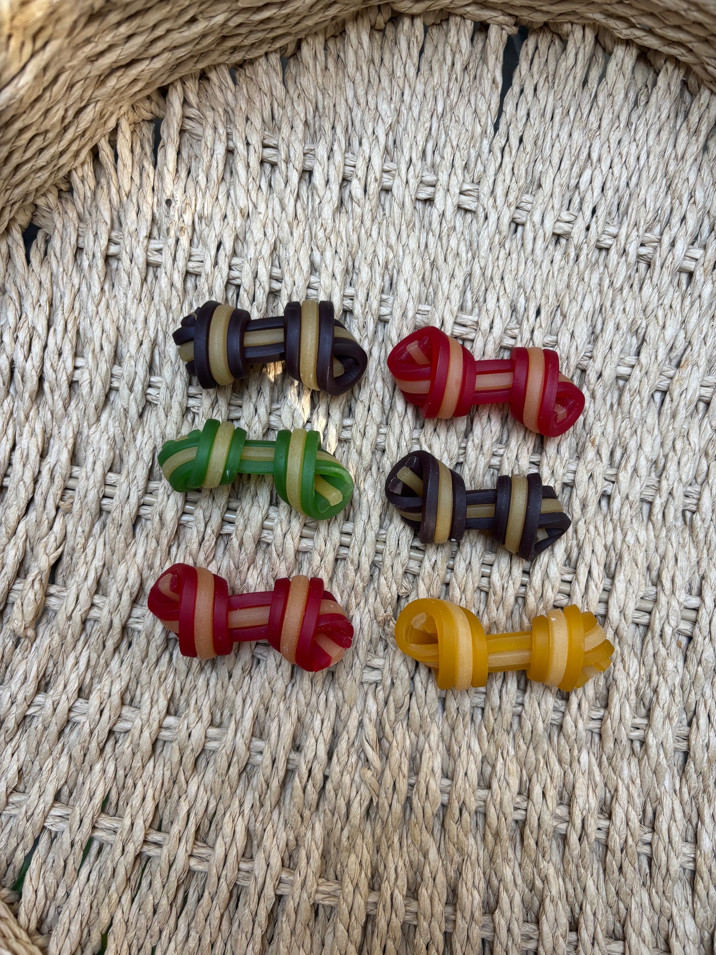 Fruity Knotted Bones